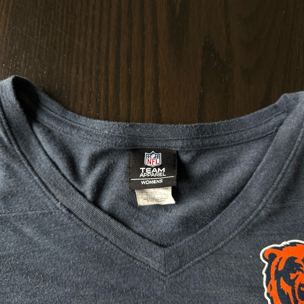 Team Apparel Chicago Bears Women's Long Sleeve Tee - Navy and Orange - Picture 5 of 5